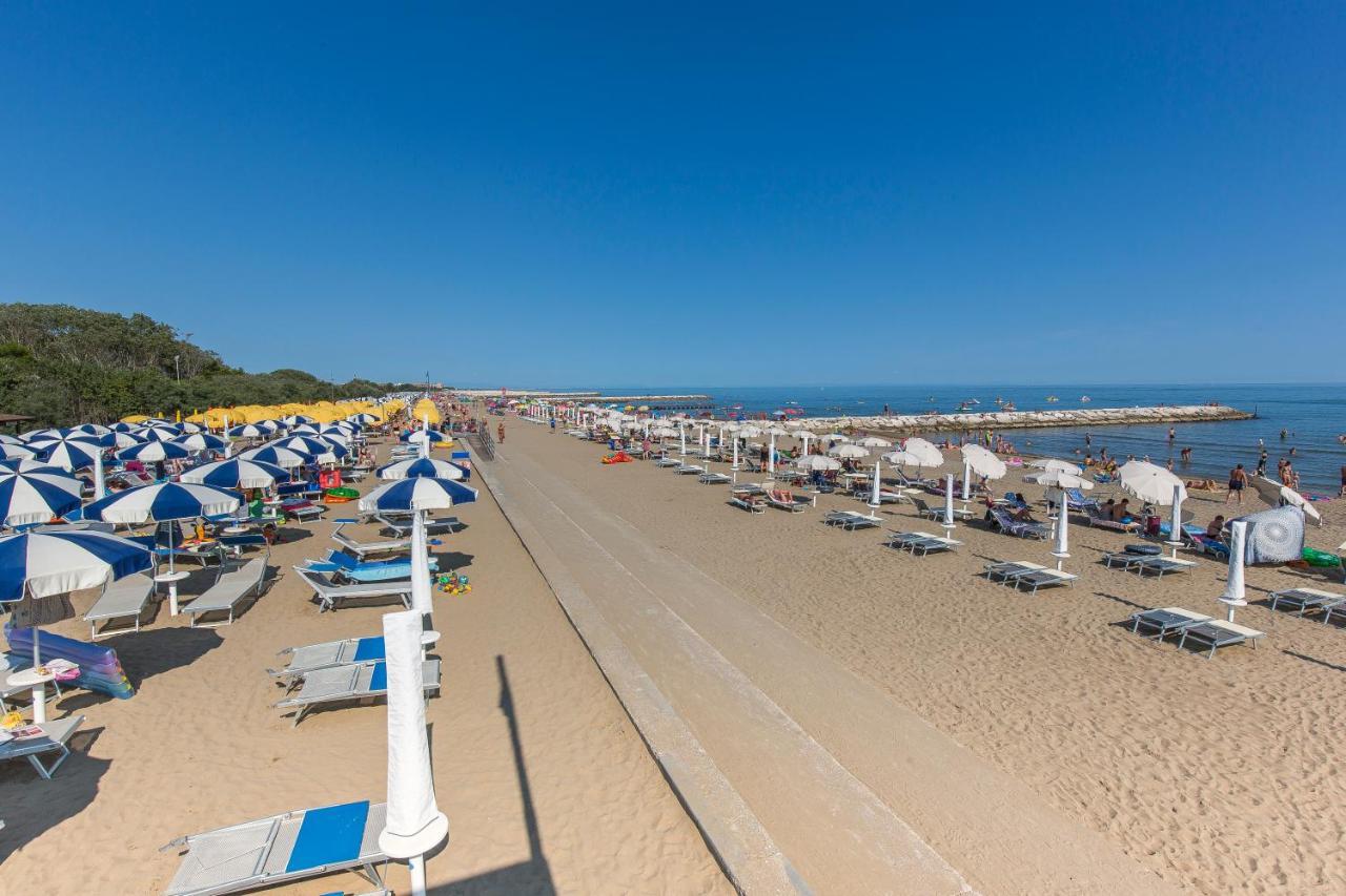 Appartement Tigli Lido Altanea à Caorle Extérieur photo